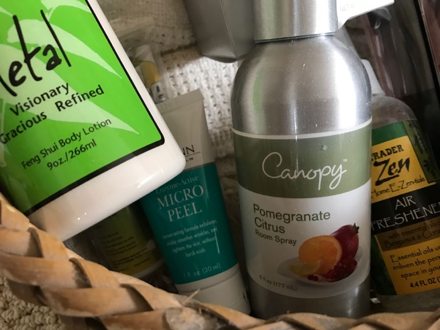 Women's Health & Beauty Lot With Baskets [Photo 13]