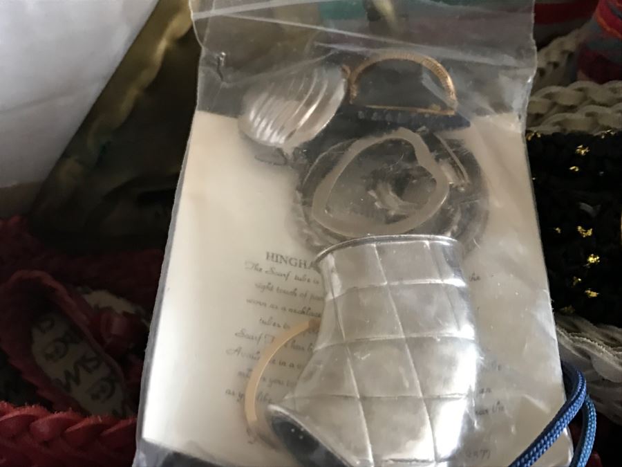 Women's Belt Lot With Some Jewelry [Photo 8]