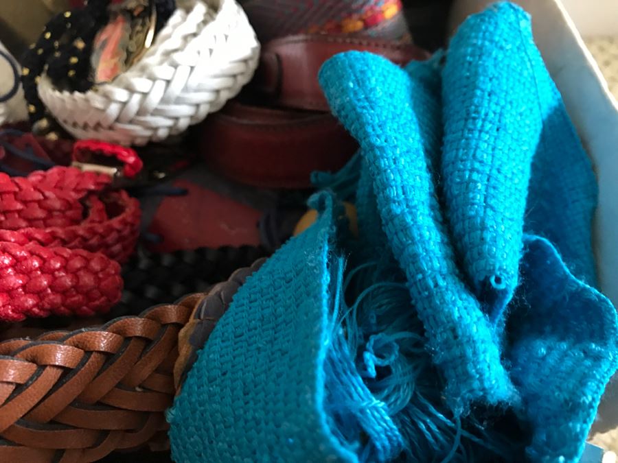 Women's Belt Lot With Some Jewelry [Photo 7]