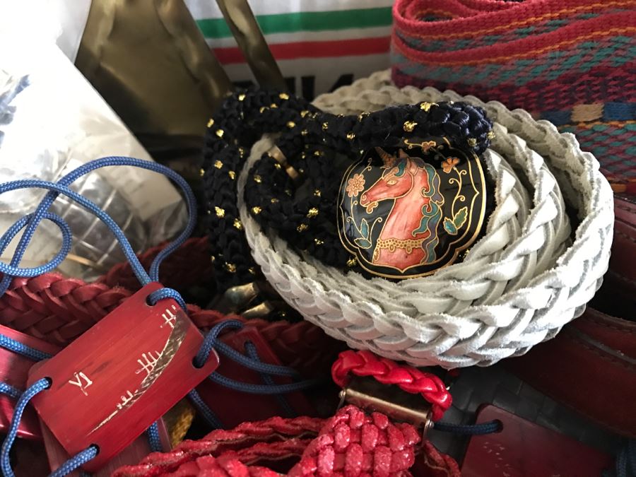 Women's Belt Lot With Some Jewelry [Photo 5]
