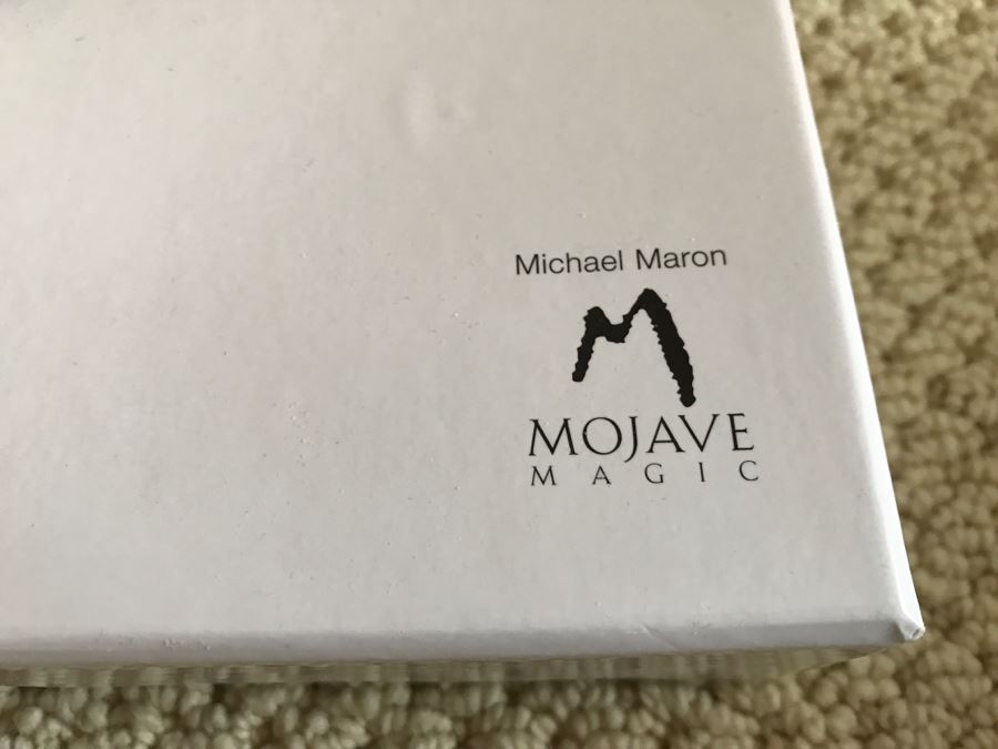 Michael Maron Mojave Magic Cosmetic Beauty Set [Photo 7]