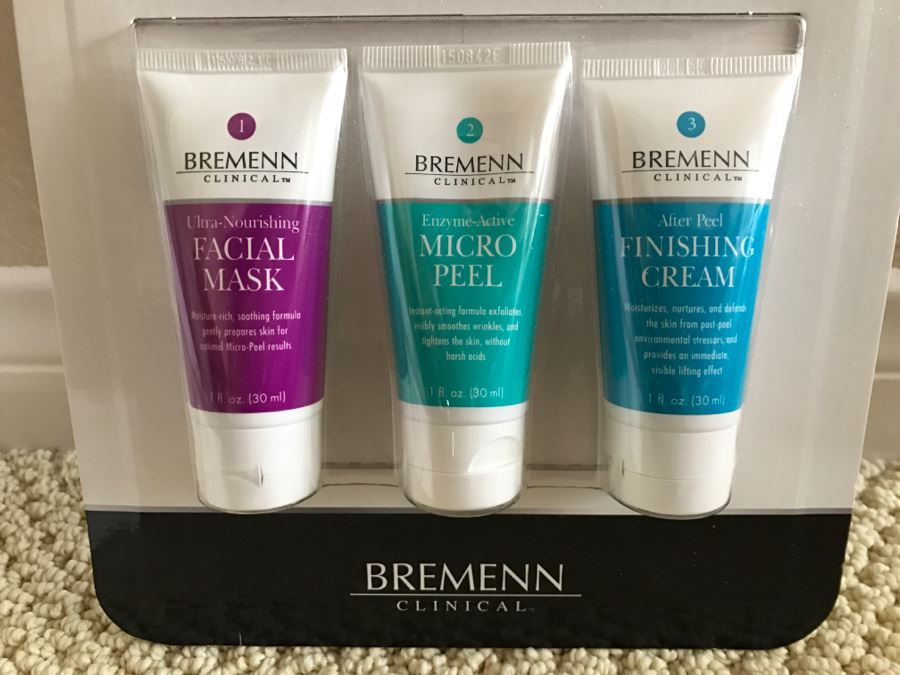 Bremenn Clinical Micro Peel System And Pair Of StriVectin Overnight Facial Resurfacing Serum [Photo 6]
