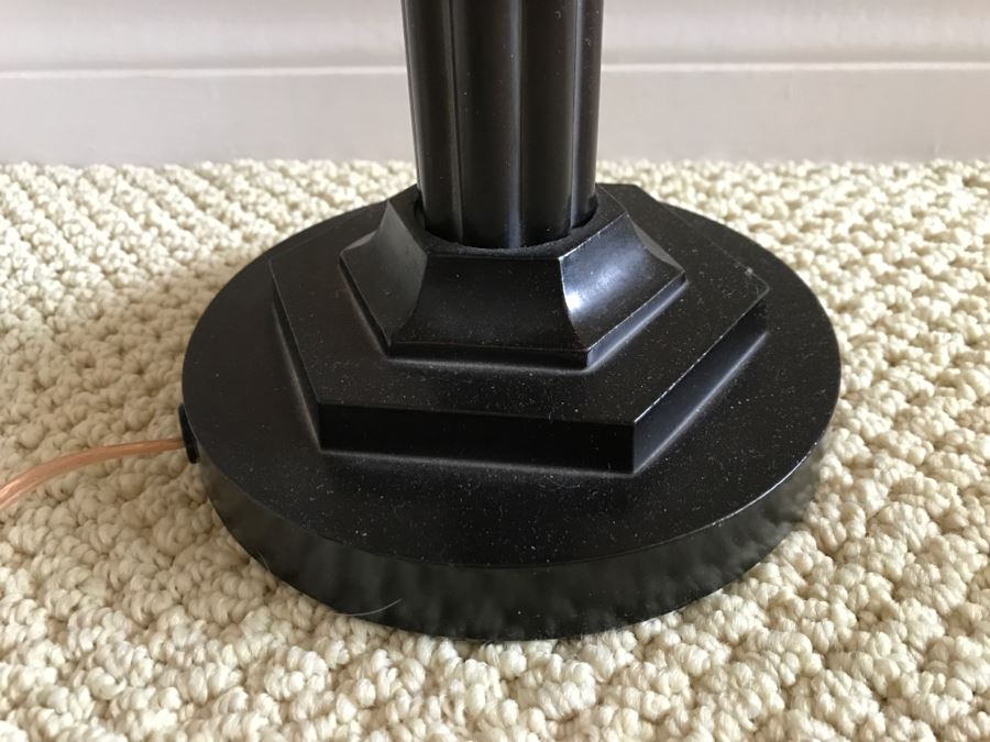 Metal Table Lamp With Shade [Photo 3]