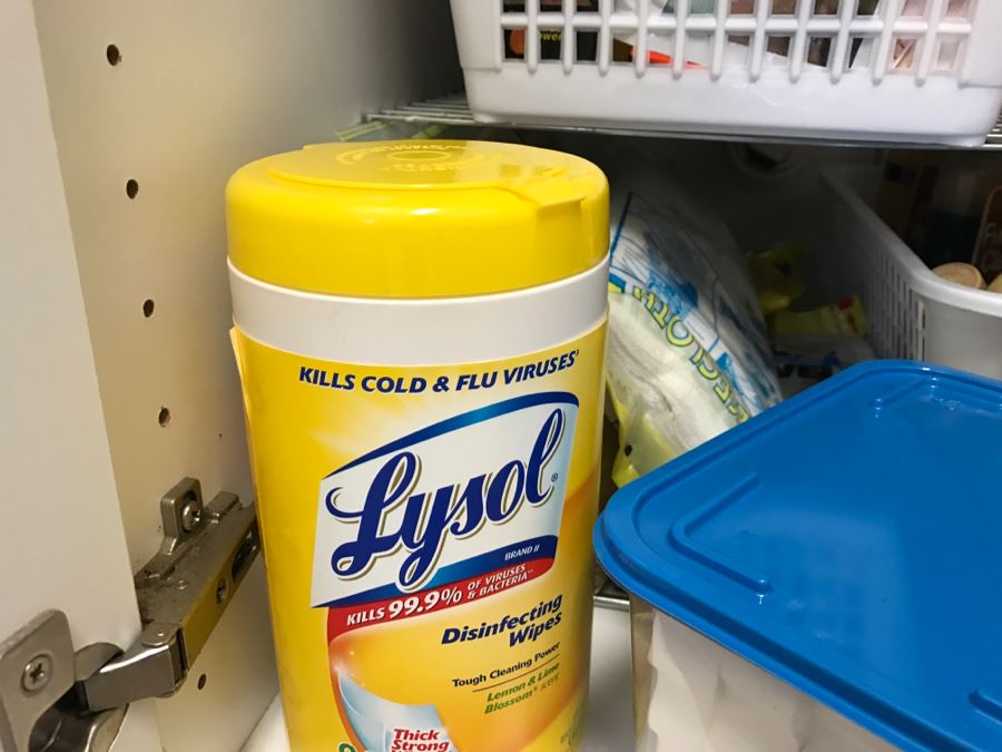 Cleaning Supplies Lot [Photo 7]