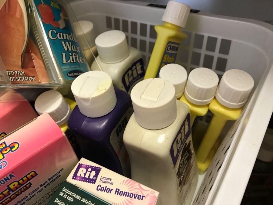 Cleaning Supplies Lot [Photo 12]