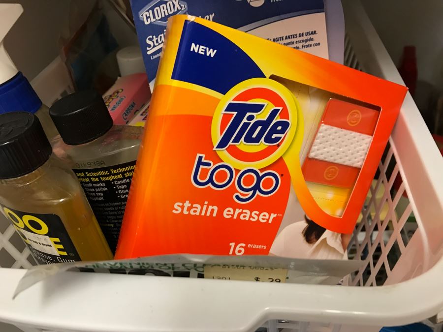 Cleaning Supplies Lot [Photo 10]