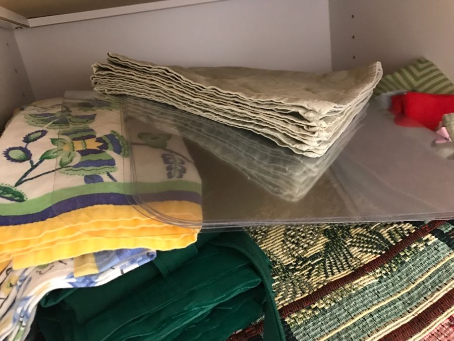 Utility Drawer And Placemat Lot - See Photos [Photo 10]