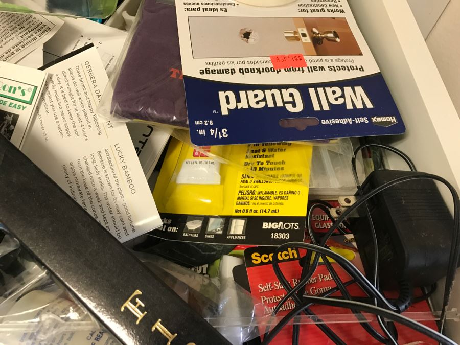 Utility Drawer And Placemat Lot - See Photos [Photo 6]