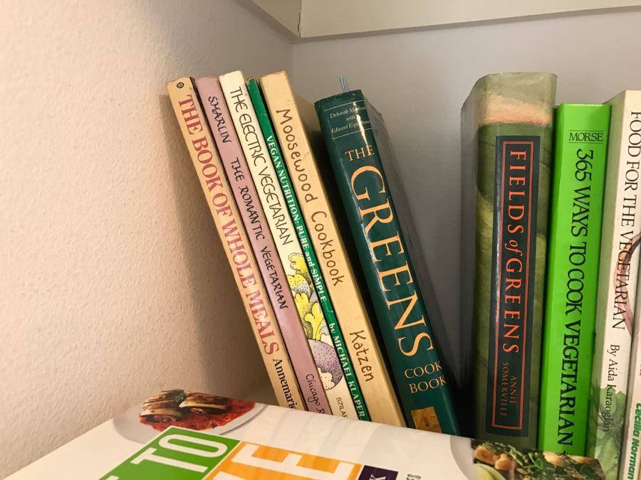 Huge Cookbook Lot - See All Photos [Photo 25]