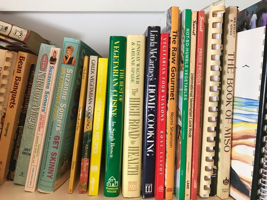 Huge Cookbook Lot - See All Photos [Photo 21]