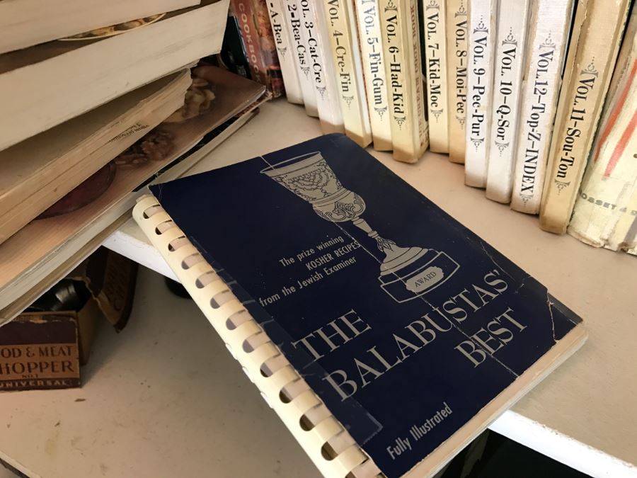 Huge Cookbook Lot - See All Photos [Photo 8]