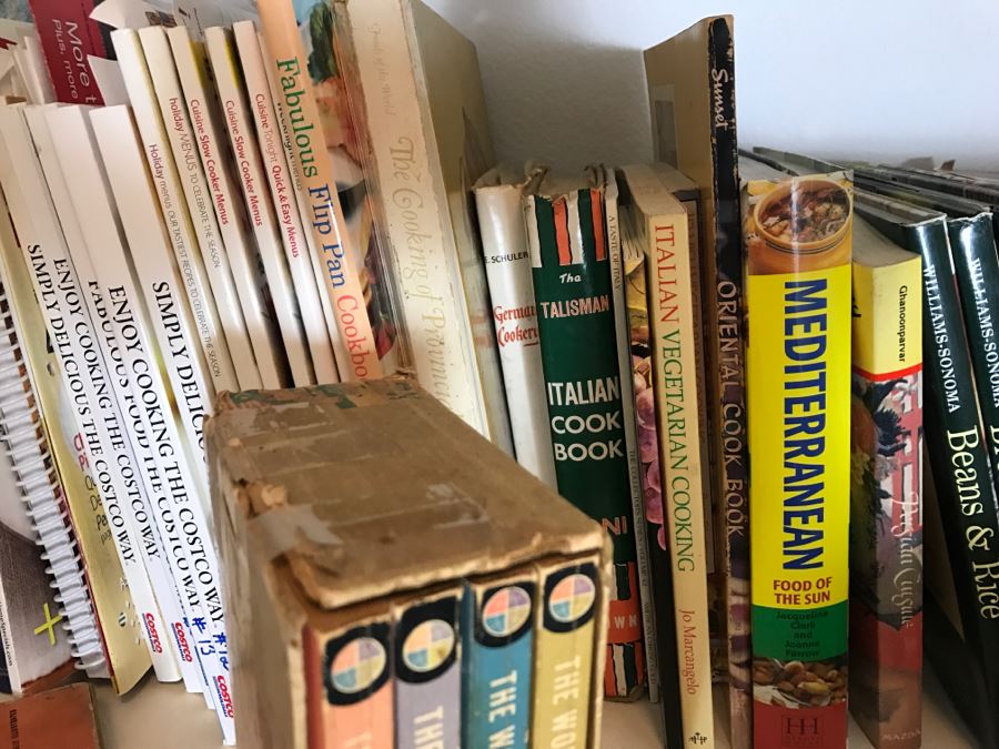 Huge Cookbook Lot - See All Photos [Photo 11]