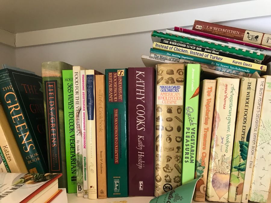 Huge Cookbook Lot - See All Photos [Photo 23]