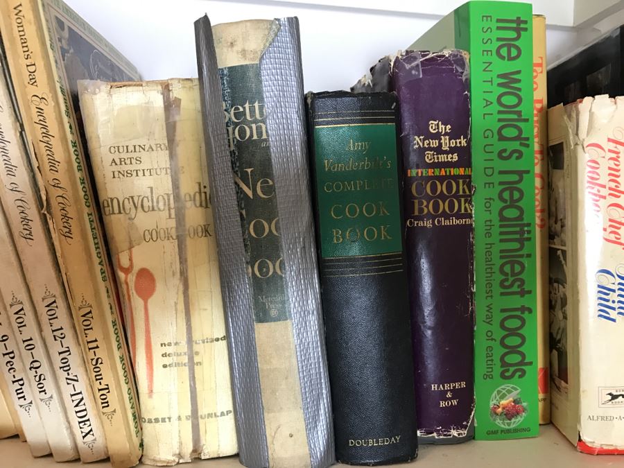 Huge Cookbook Lot - See All Photos [Photo 5]