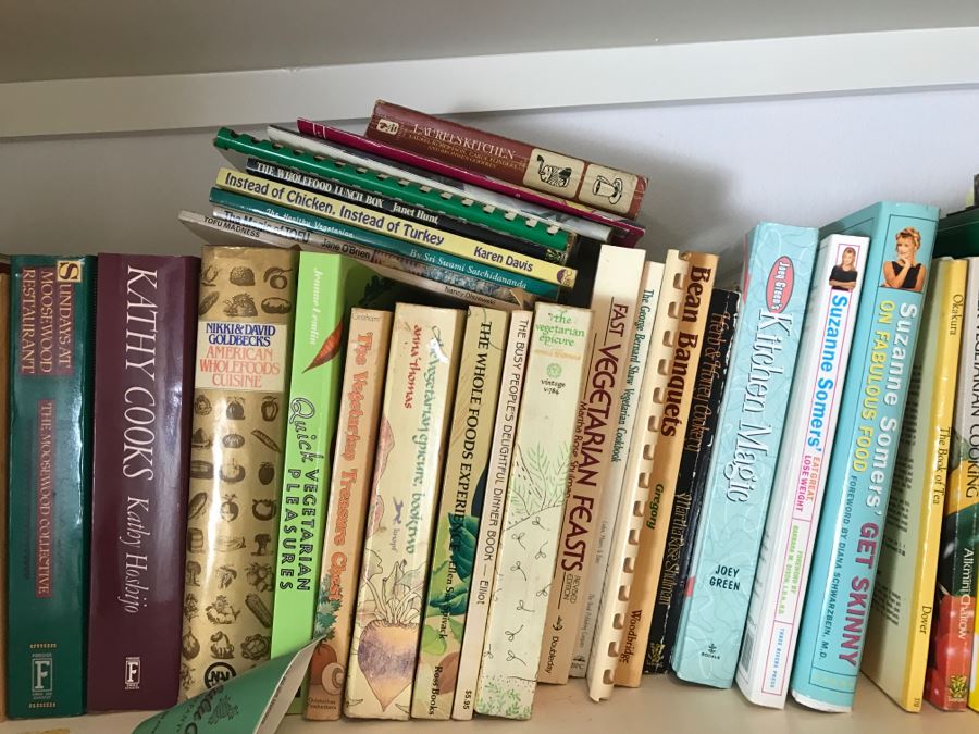 Huge Cookbook Lot - See All Photos [Photo 22]