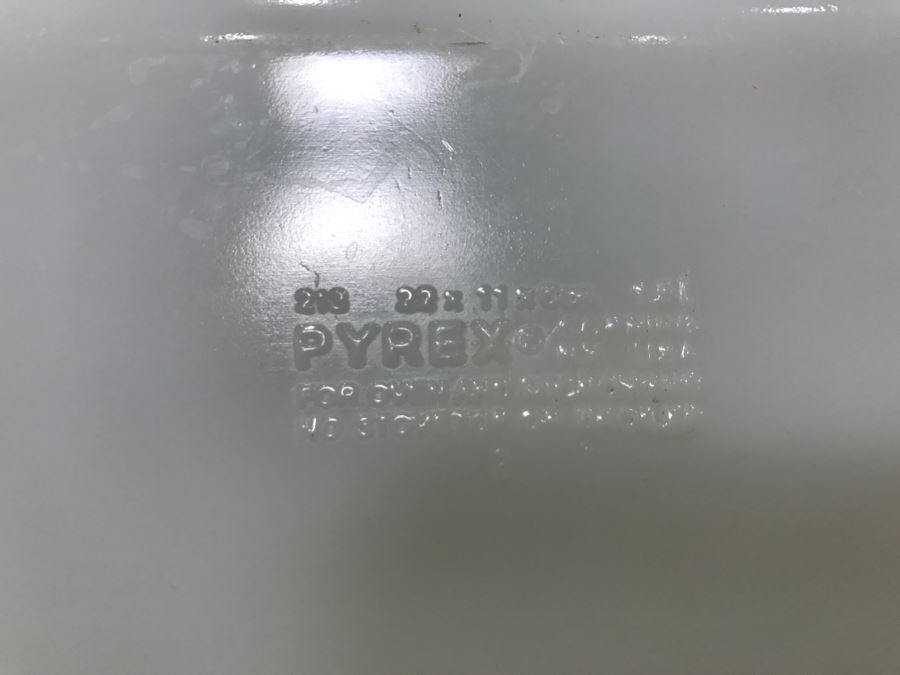 Kitchen Lot With Vintage PYREX Bowl, Corelle By Corning Bowls, Juicer And All Items Photographed [Photo 14]