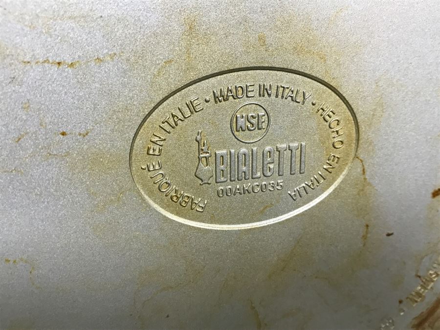 Large Lot Of Farberware Pots, Bialetti Skillets, Cast Iron Skillet - See All Photos [Photo 20]