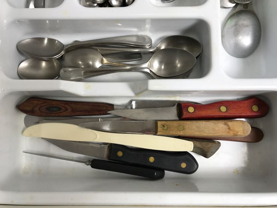 Oneida Flatware Lot [Photo 2]