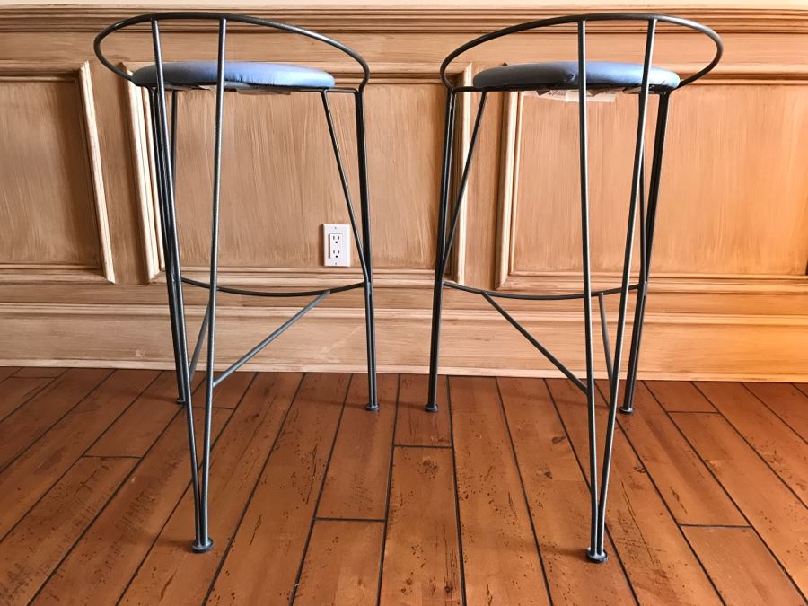 2 Vecta Steelcase Modern Bar Stools Chairs [Photo 9]