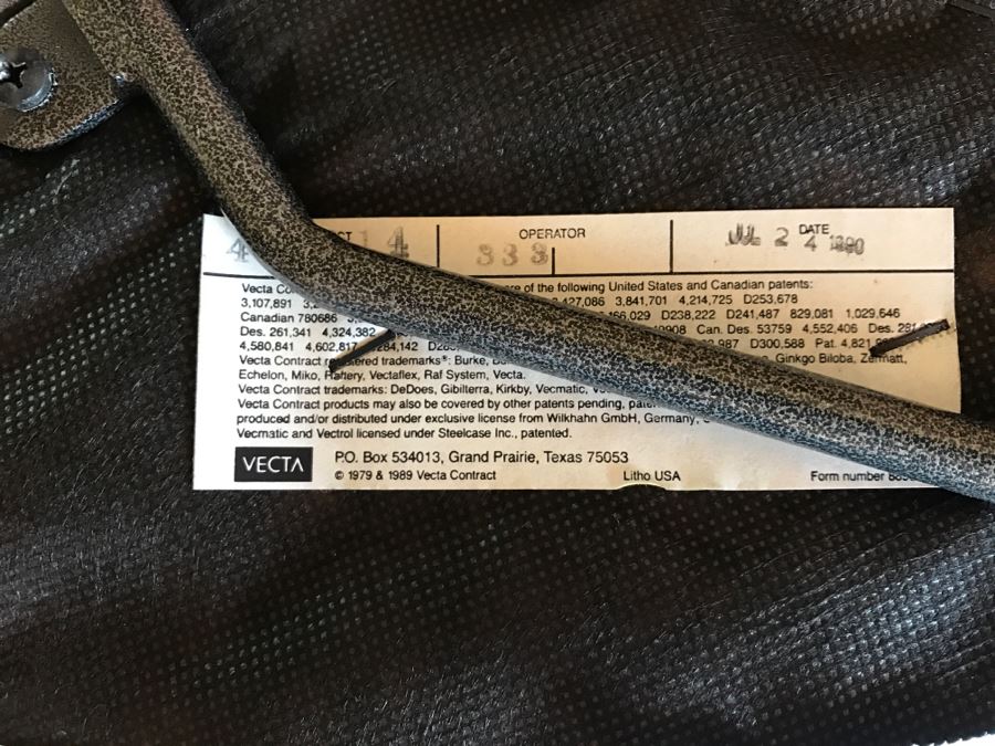 2 Vecta Steelcase Modern Bar Stools Chairs [Photo 11]