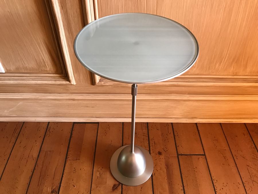 Umbra Adjustable Metal Round Side Table [Photo 2]