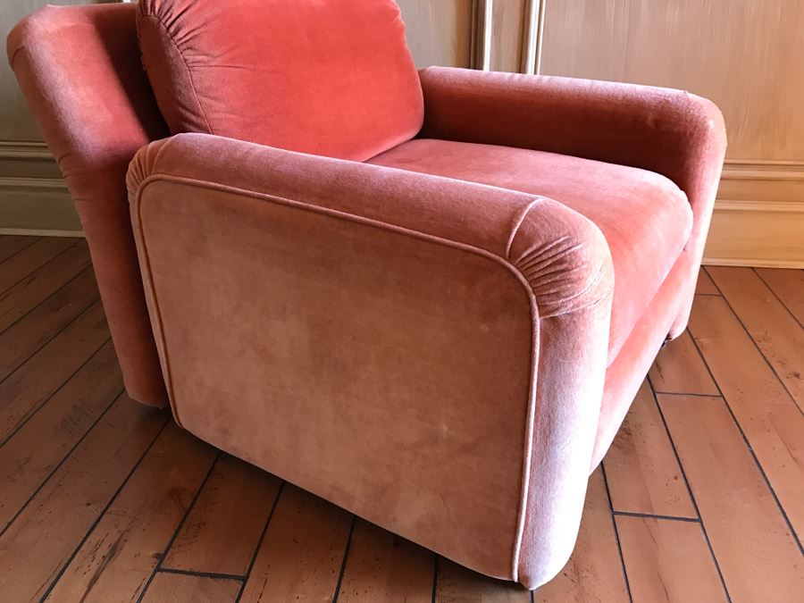 Stylish Modern Upholstered Armchair Salmon Color [Photo 4]