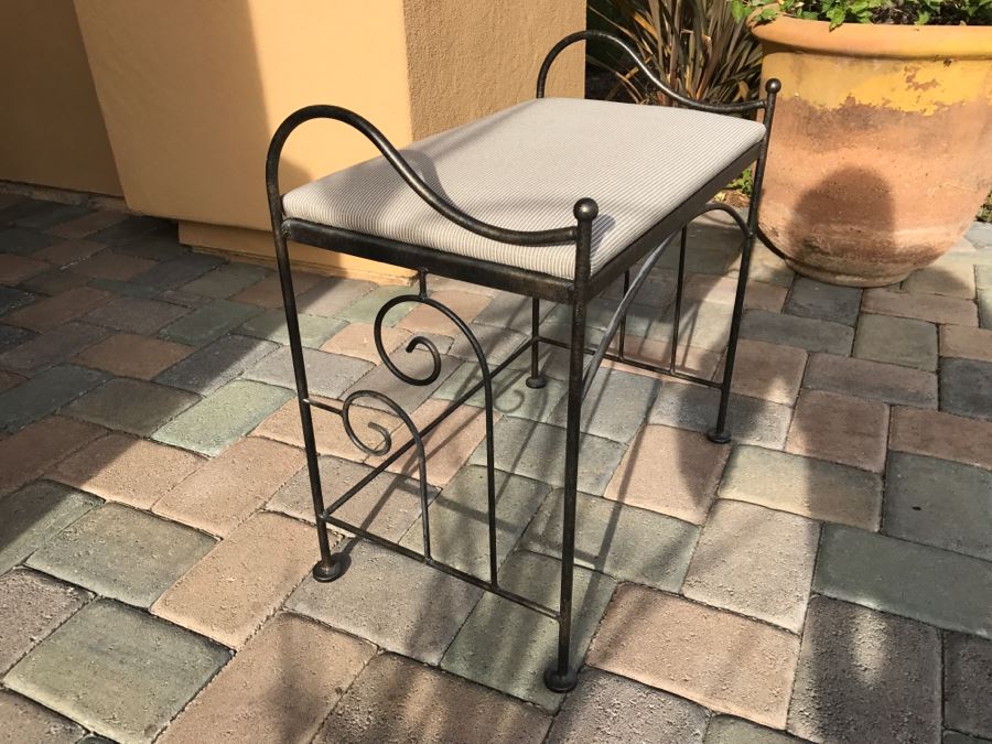 Wrought Iron Bench Chair [Photo 5]