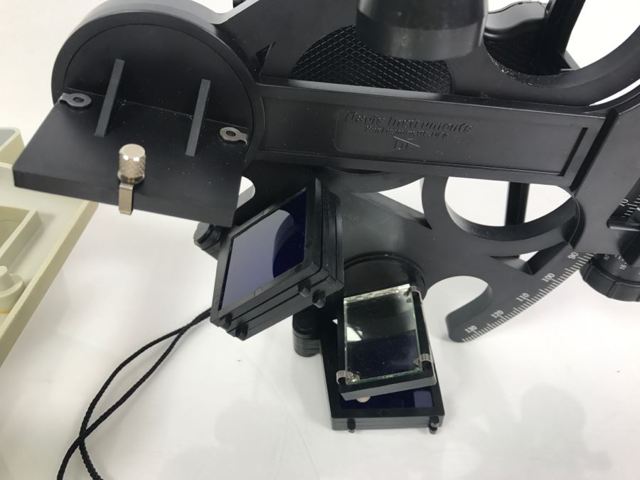 Master Sextant By Davis Instruments Corp 1990 With Carrying Case [Photo 10]