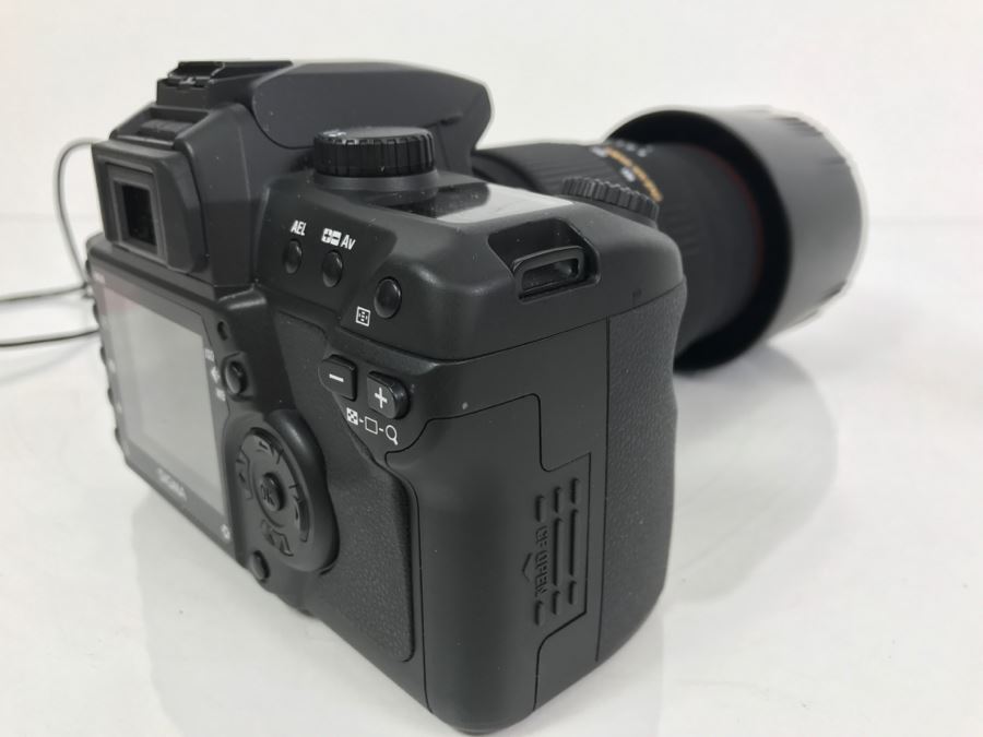 SIGMA Digital Camera SD14 14MP Digital SLR With Camera Case, SIGMA 50MM DG Macro Autofocus Lens And SIGMA 70–300mm F/4–5.6 APO DG Macro Lens - See All Photos [Photo 23]