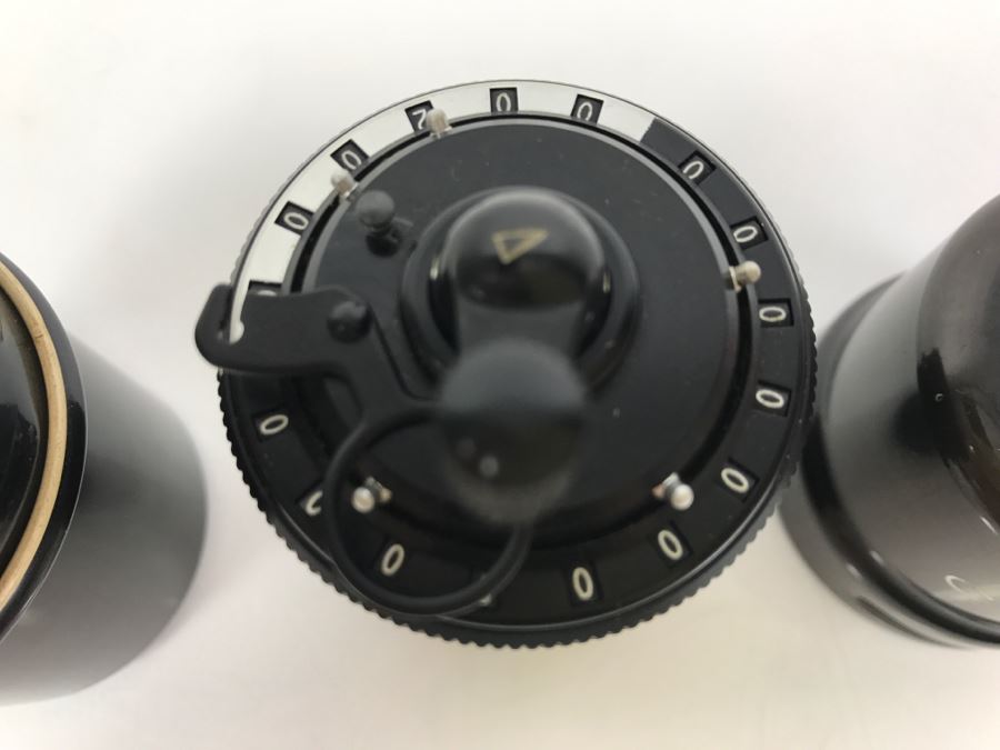 RARE CURTA Type I Mechanical Calculator With Metal Case And Manuals By Contina Ltd Mauren System Curt Herzstark Made In Liechtenstein Custom Union With Switzerland No. 40868 Very Good Condition Estimate $1,600 [Photo 11]