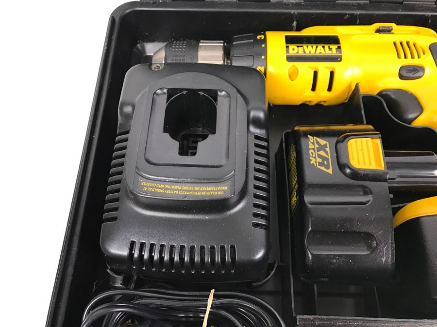 DeWalt Cordless Power Drill Driver DW996K-2 [Photo 7]