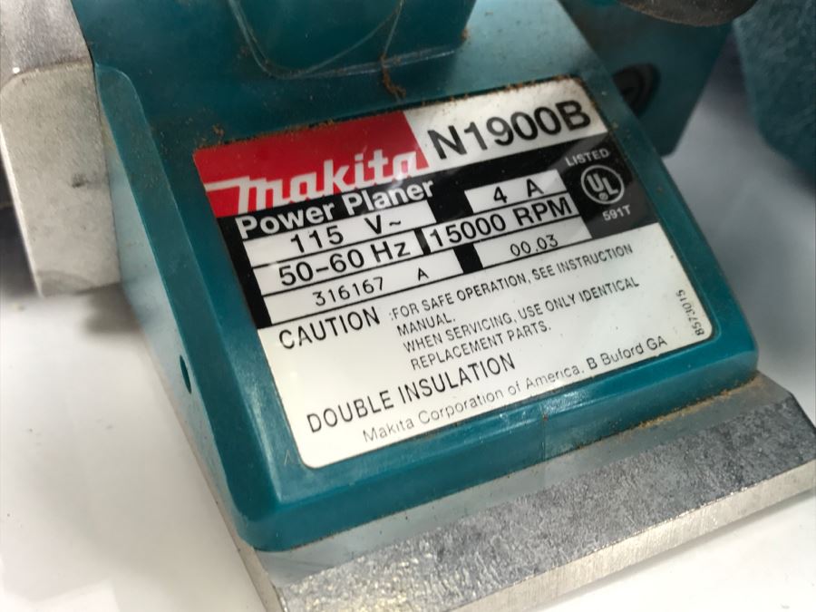 Makita Power Planer Model N1900B [Photo 3]