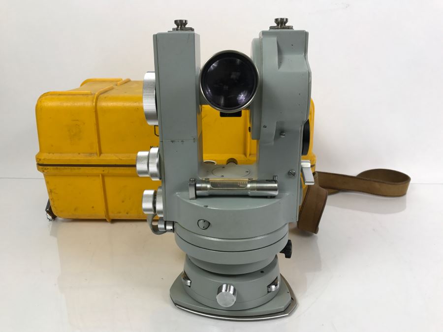 Carl Zeiss West Germany TH2 Theodolite No. 108044 With Yellow Case [Photo 18]