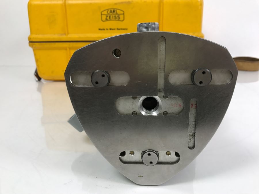 Carl Zeiss West Germany TH2 Theodolite No. 108044 With Yellow Case [Photo 30]