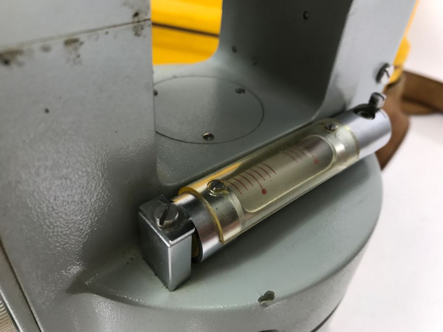 Carl Zeiss West Germany TH2 Theodolite No. 108044 With Yellow Case [Photo 28]