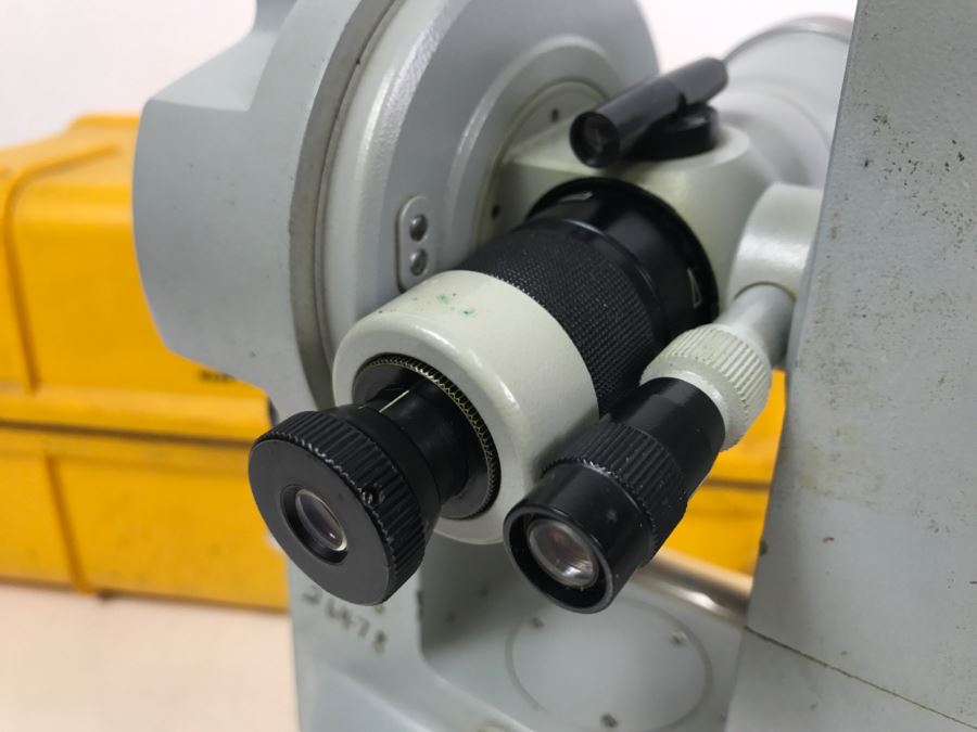 Carl Zeiss West Germany TH2 Theodolite No. 108044 With Yellow Case [Photo 27]