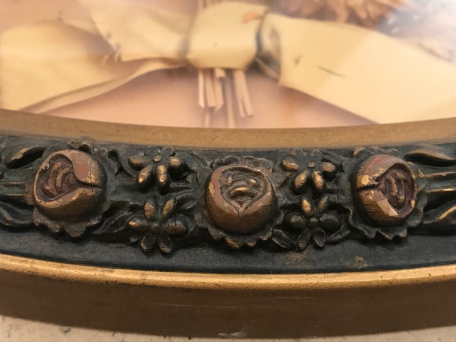 JUST ADDED - Vintage Dried Flower Arrangement In Vintage Domed Glass Frame [Photo 4]