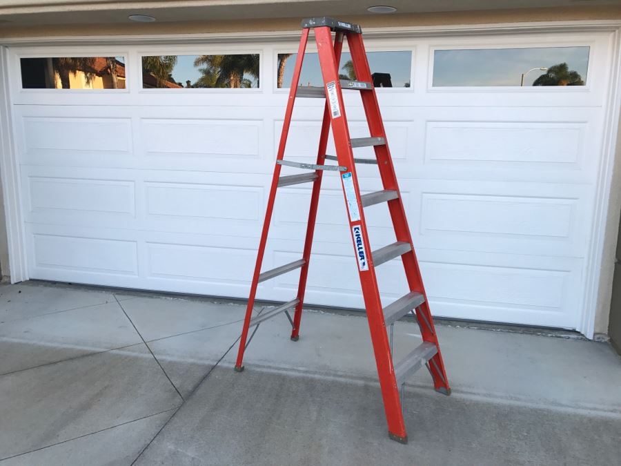 JUST ADDED - KELLER 77 Series Model 777 7' Fiberglass Ladder Type 1 Industrial [Photo 2]