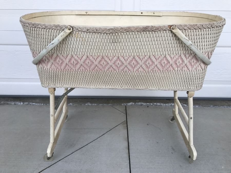 JUST ADDED - Vintage Redmon Wicker Baby Bed Bassinet Cradle With Mattress [Photo 9]