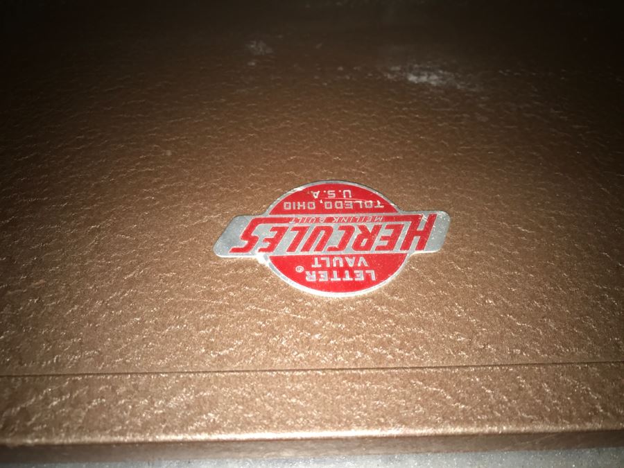 JUST ADDED - Hercules Letter Vault Safe With Key [Photo 3]