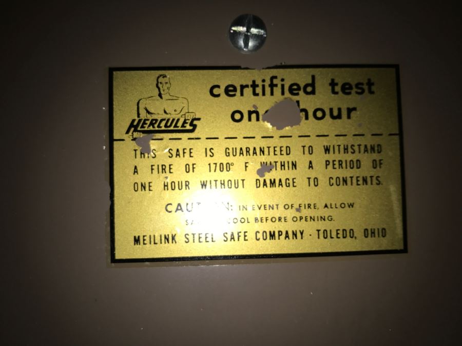 JUST ADDED - Hercules Letter Vault Safe With Key [Photo 8]