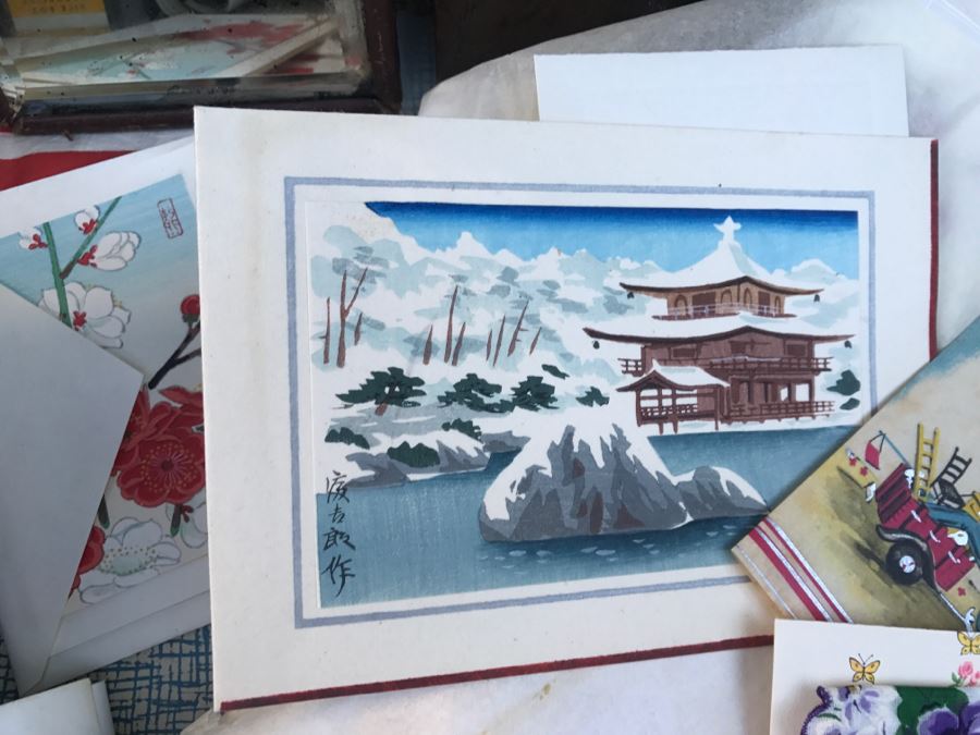 JUST ADDED - Vintage Military Trunk Filled With Various Items Including Personalized Cards From Overseas - See All Photos [Photo 8]