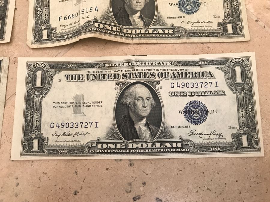 JUST ADDED - Vintage US Currency / Silver Certificates [Photo 15]
