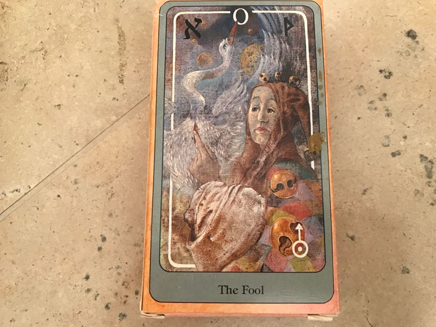 JUST ADDED - Various Vintage Tarot Cards And Tarot Card Books [Photo 14]