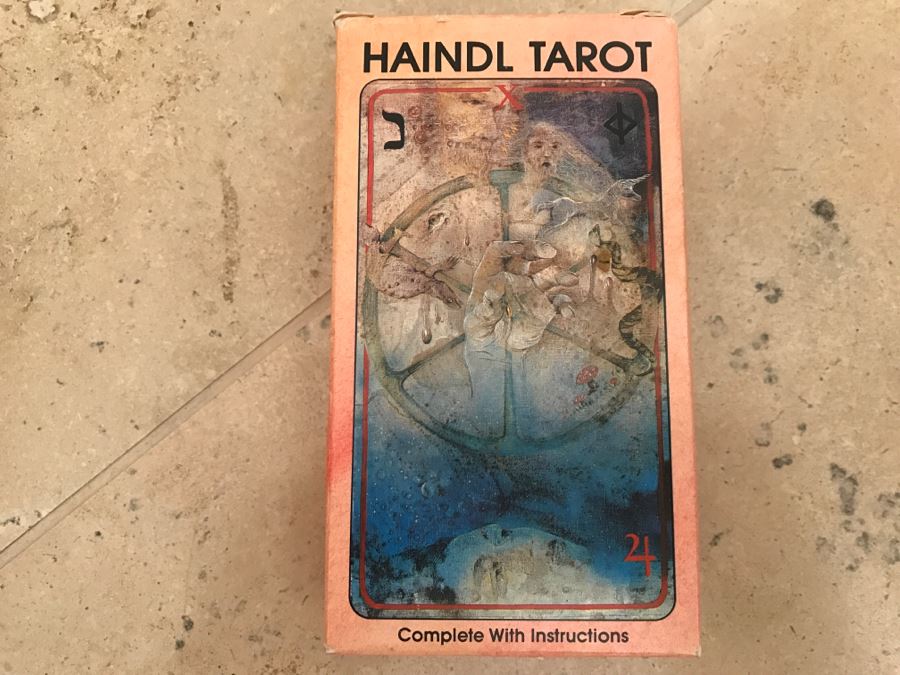 JUST ADDED - Various Vintage Tarot Cards And Tarot Card Books [Photo 13]