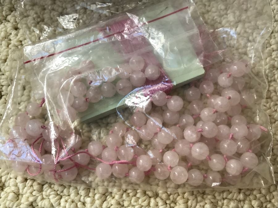 JUST ADDED - Vintage SINGER Sewing Supply Box With Various Jewelry Beads And Some Jewelry Pieces - See All Photos [Photo 15]