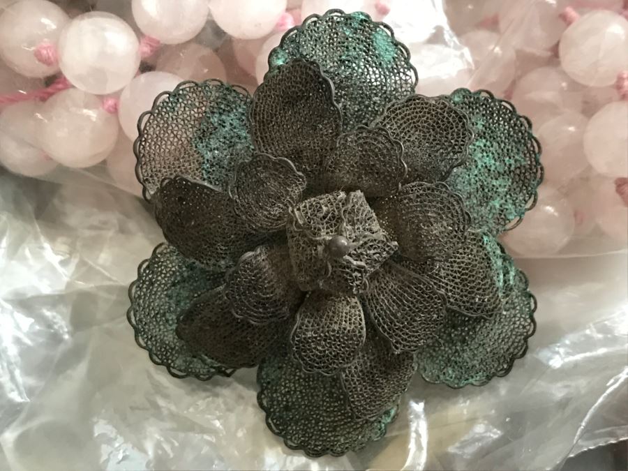 JUST ADDED - Vintage SINGER Sewing Supply Box With Various Jewelry Beads And Some Jewelry Pieces - See All Photos [Photo 31]