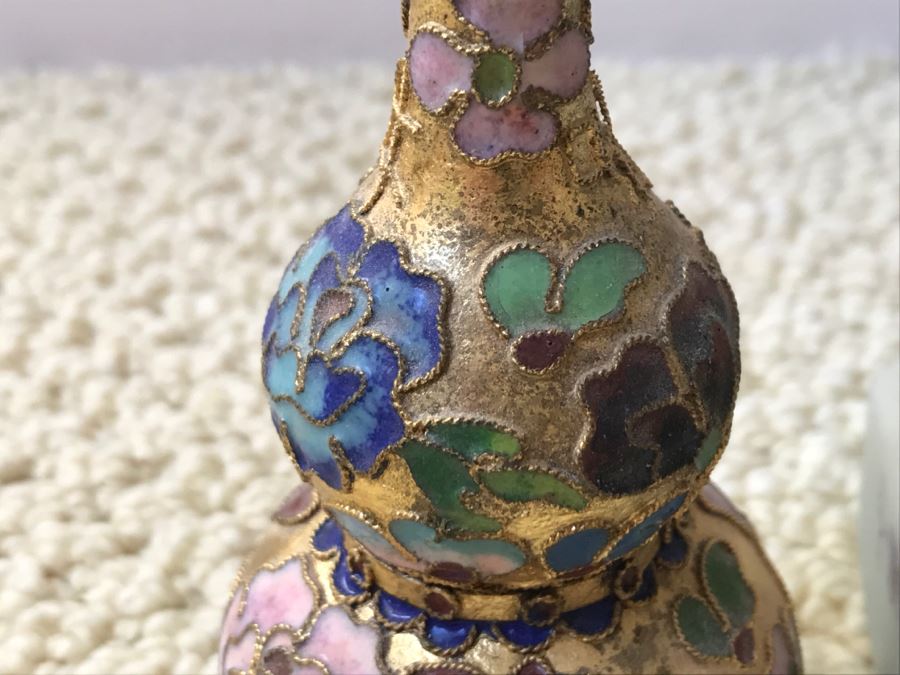 JUST ADDED - Various Items Including Brass Indian Sculpture With Stand, Cloisonne Vase, Japanese Trinket Box And Lacquer Box [Photo 13]