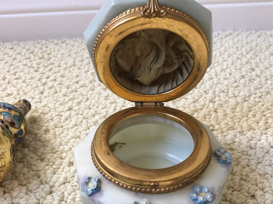 JUST ADDED - Various Items Including Brass Indian Sculpture With Stand, Cloisonne Vase, Japanese Trinket Box And Lacquer Box [Photo 23]