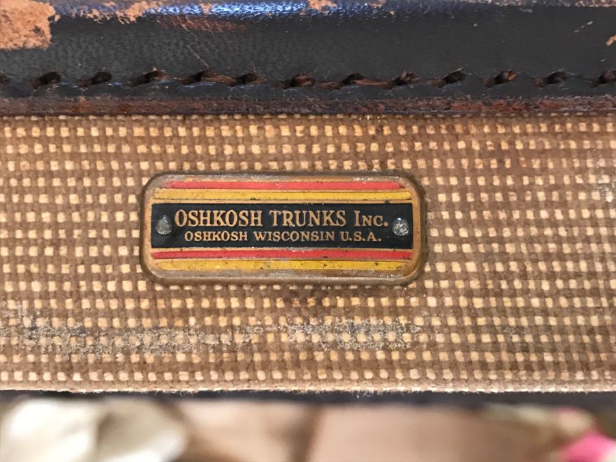 Vintage OSHKOSH Trunks Luggage With Various Items Including Several Pipes, Books And Various Items - See Photos [Photo 2]